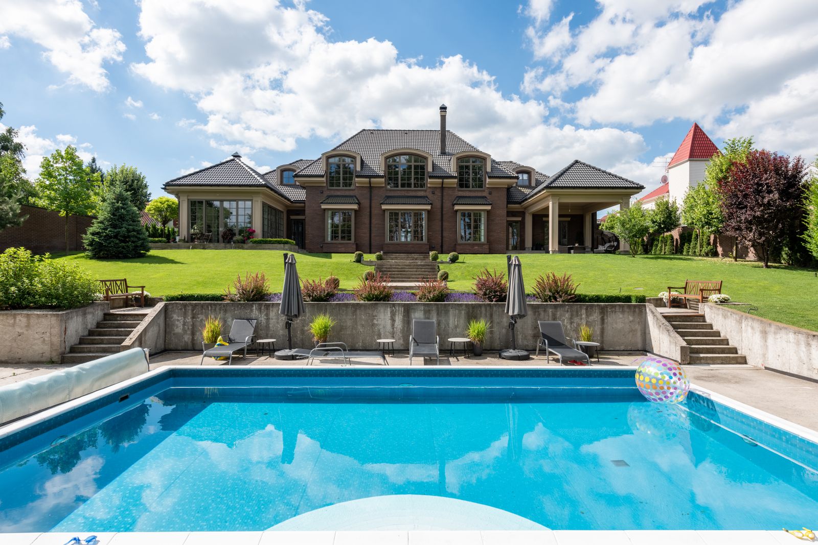 Maintenance & Seasonal Services — Wooding Jeffrey